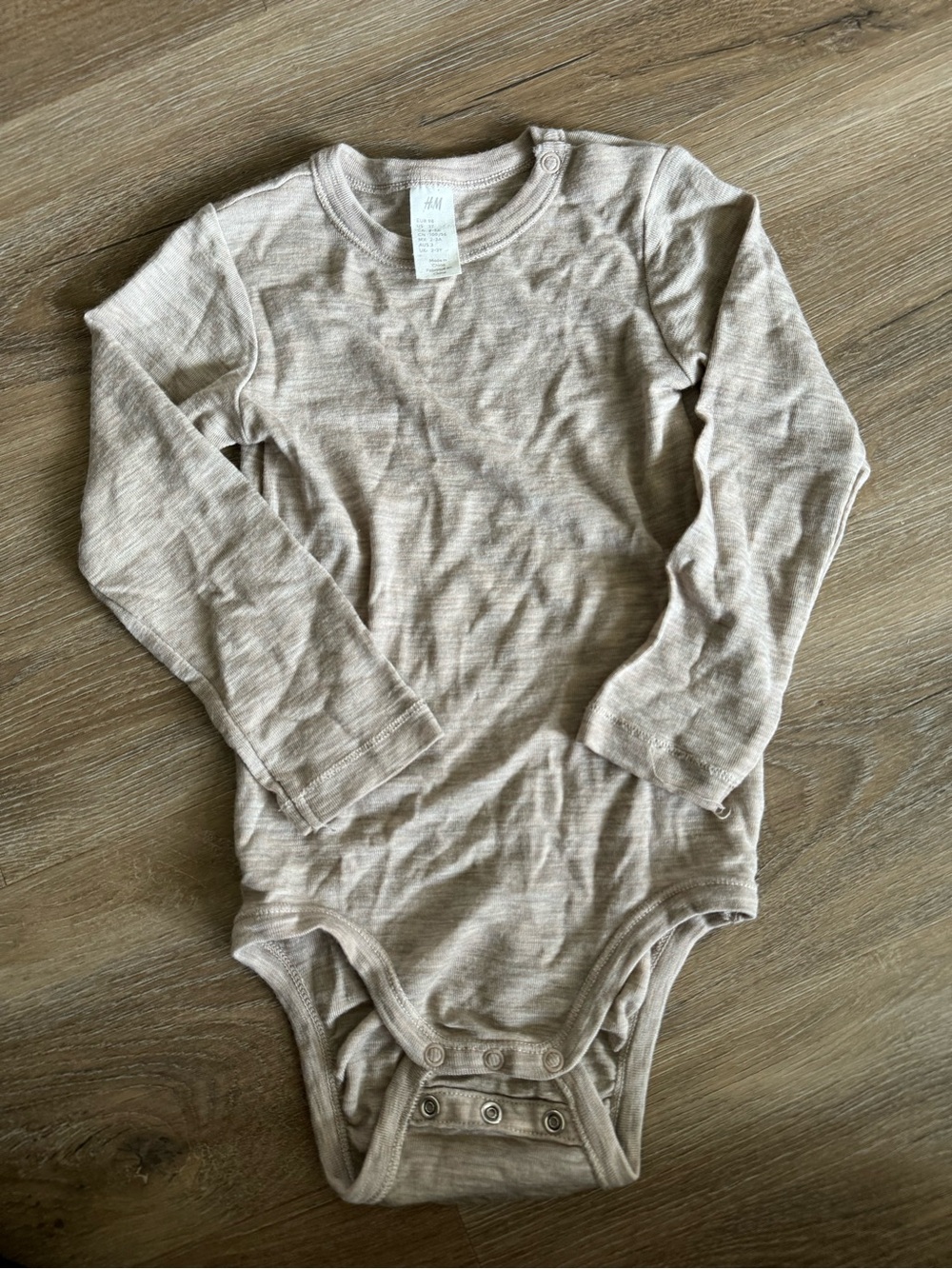 H&M wool 3t Beige Long-Sleeve Baby One-Piece Bodysuit